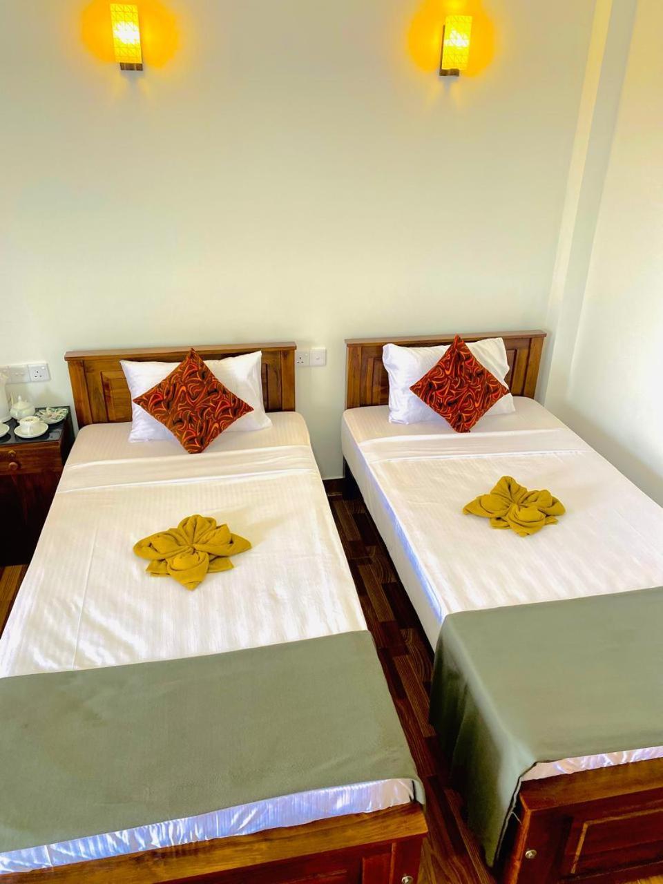 Bed and Breakfast Pleasant Peak Елла Екстер'єр фото